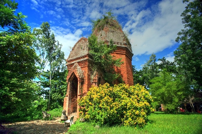 Tháp Bằng An Điện Bàn